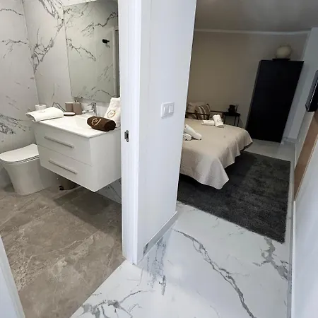 Papartment,ponderosa Lux , Apartman